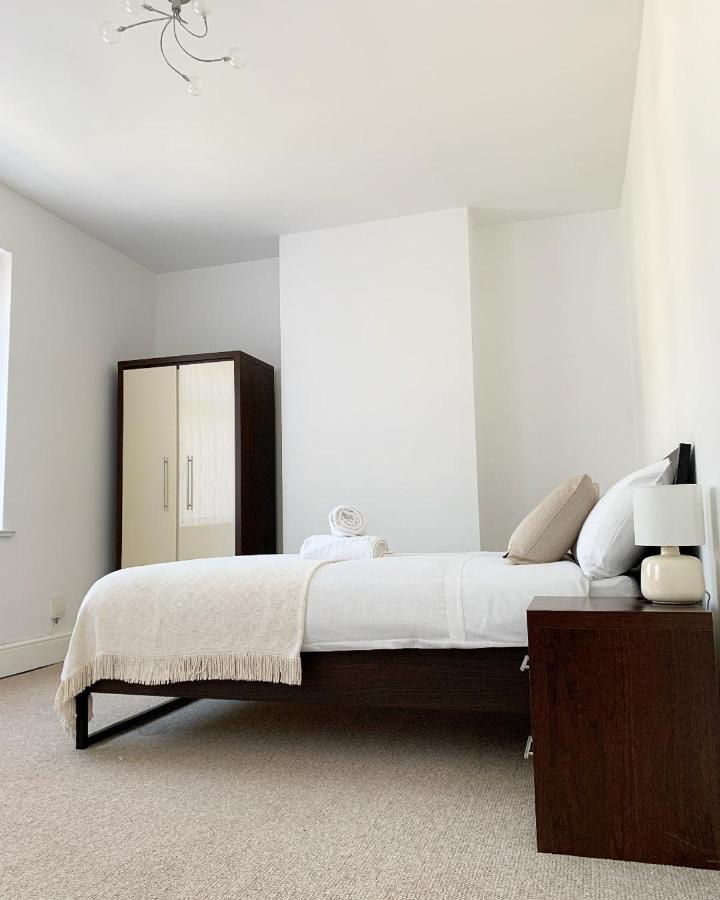 Cardiff Home Екстер'єр фото