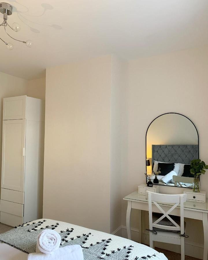 Cardiff Home Екстер'єр фото